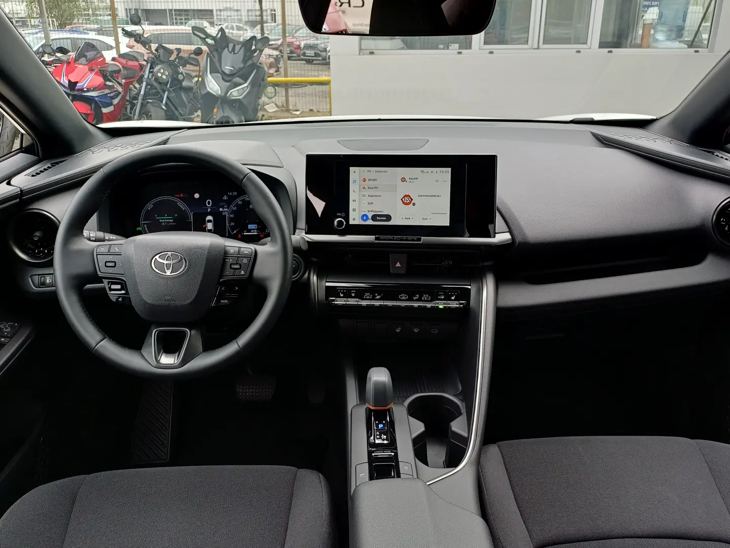 Toyota Chr Dynamic 1.8 Hybrid 140 Cp CVT 2WD