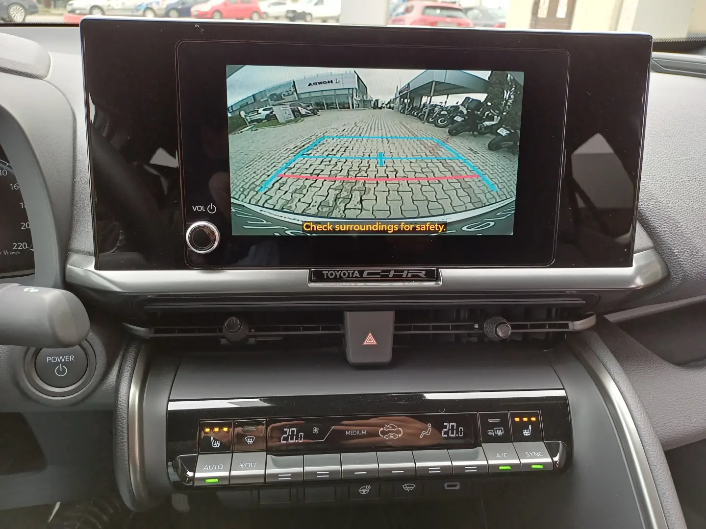 Toyota Chr Dynamic 1.8 Hybrid 140 Cp CVT 2WD