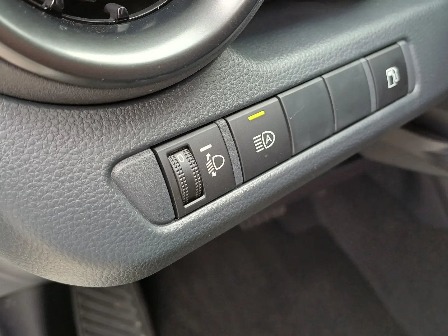 Toyota Chr Dynamic 1.8 Hybrid 140 Cp CVT 2WD