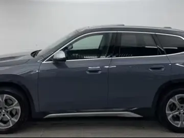 BMW X1 xDrive23d xLine M-LENKRAD PANO