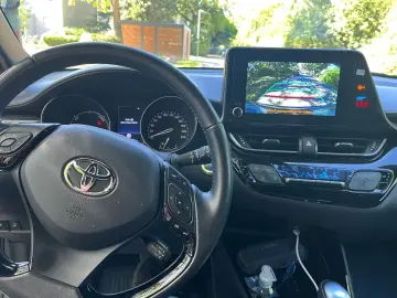C-HR Hybrid Flow