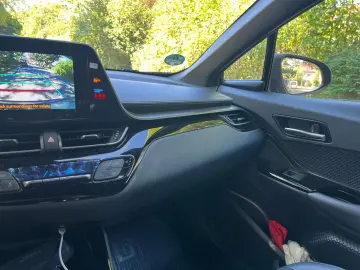 C-HR Hybrid Flow