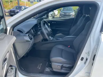 C-HR 1 8-l-Hybrid 5-Türer Team Deutschland Hybri