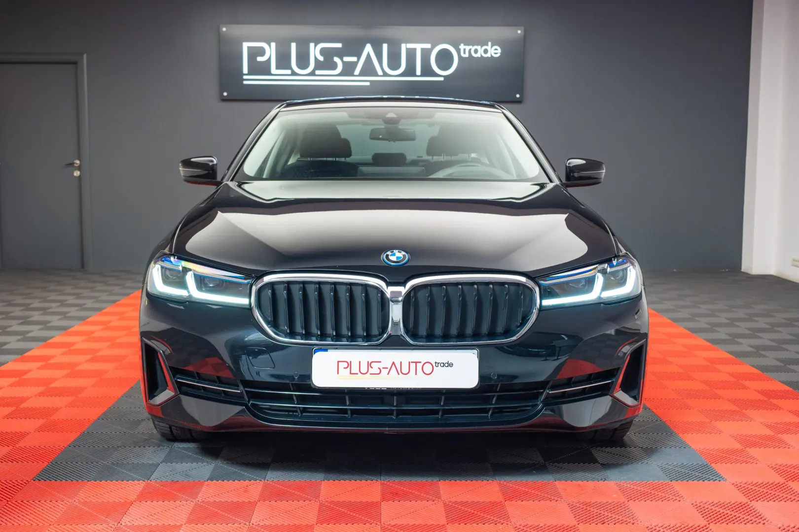 BMW 530e Luxury X Drive