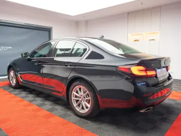 BMW 530e Luxury X Drive