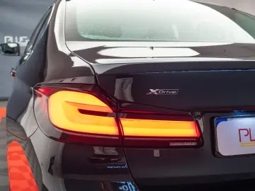 BMW 530e Luxury X Drive