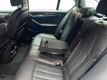 BMW 530e Luxury X Drive