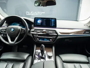 BMW 530e Luxury X Drive