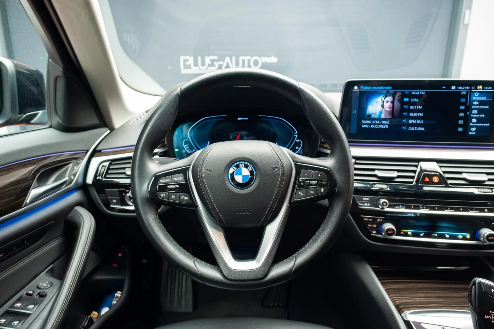 BMW 530e Luxury X Drive