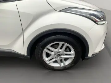 C-HR Hybrid Flow