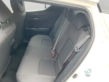 C-HR Hybrid Flow