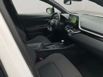 C-HR Hybrid Flow