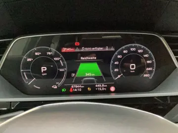Audi Q8 Sportback 55 Q S LINE LM21 VENTILAȚ