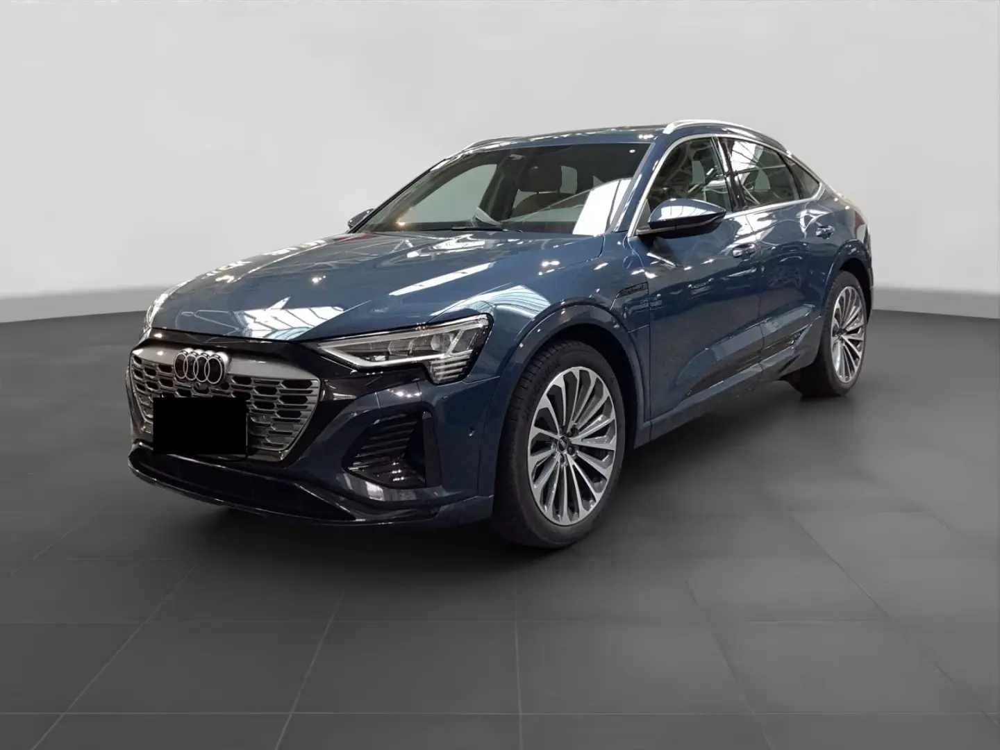 Audi Q8 Sportback 55 Q S LINE LM21 VENTILAȚ