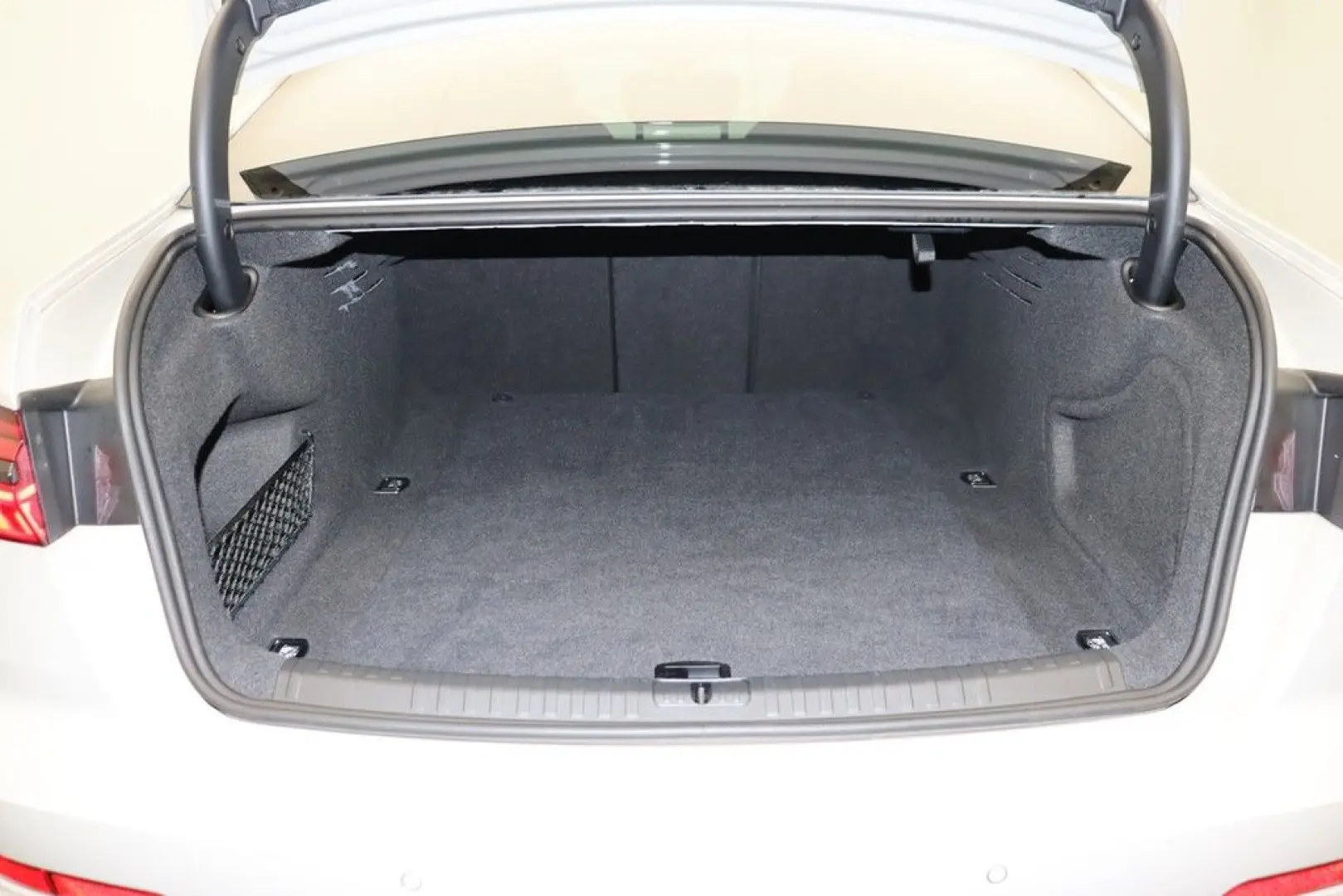 S6 Lim. 3.0 TDI quattro . Matrix Navi B&O