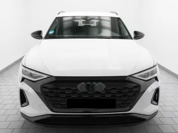 Audi Q8 e-tron 50 quattro avansat AHK S line