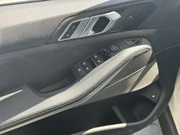 X5 xDrive45e AHK H&K 360
