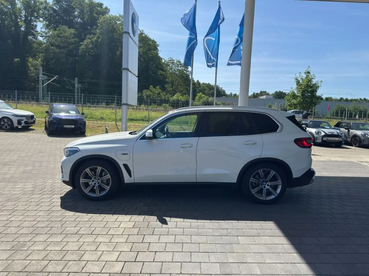 X5 xDrive45e AHK H&K 360