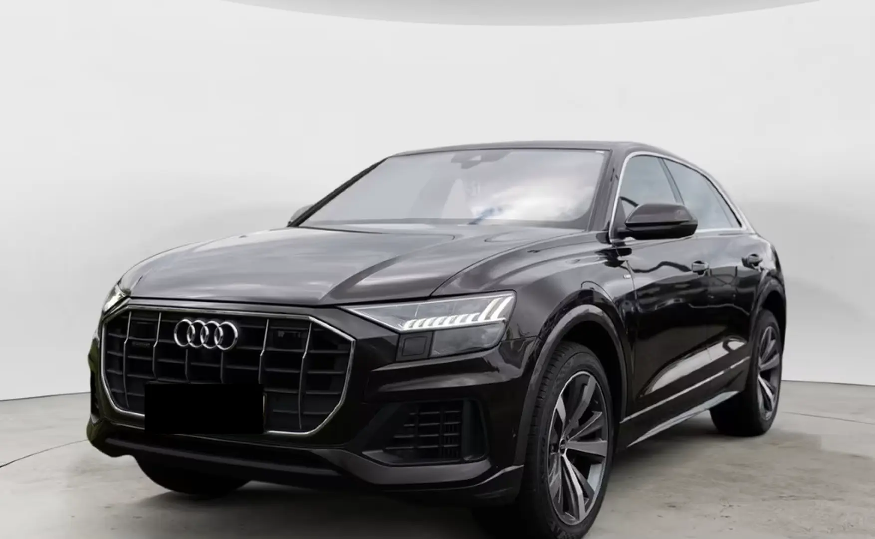 Audi Q8 55 TFSI e quattro S-Line AHK HUD 36