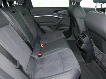 Audi Q8 50 S Linie Int Matrix AHK B&O Leder