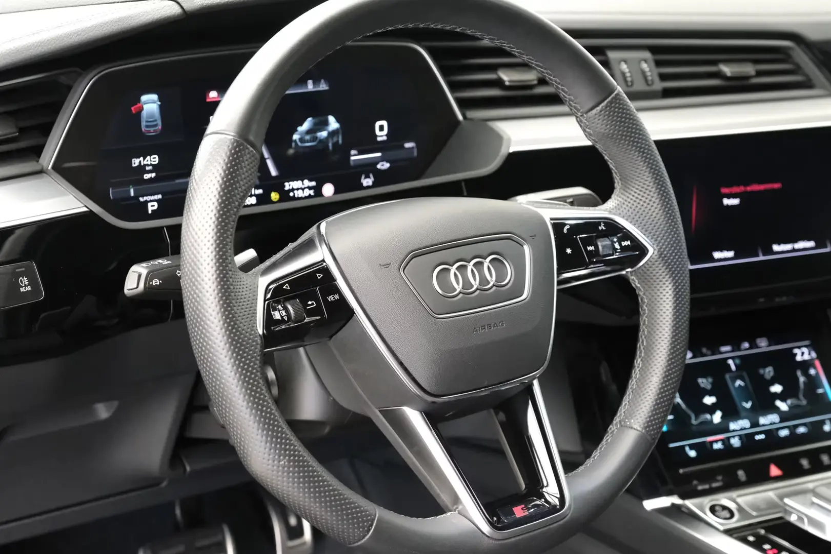 Audi Q8 Sportback e-tron 50 quattro avansat