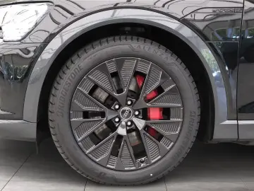 Audi Q8 Sportback e-tron 50 quattro avansat