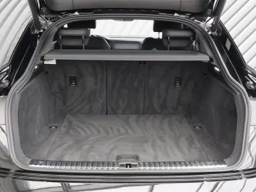 Audi Q8 Sportback e-tron 50 quattro avansat