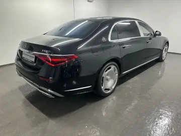 S 680 4MATIC MAYBACH  PANO TV MANUFAKTUR TISCHE