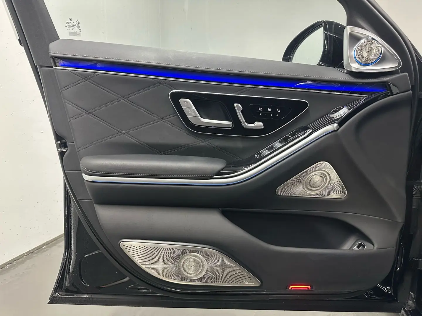 S 680 4MATIC MAYBACH  PANO TV MANUFAKTUR TISCHE