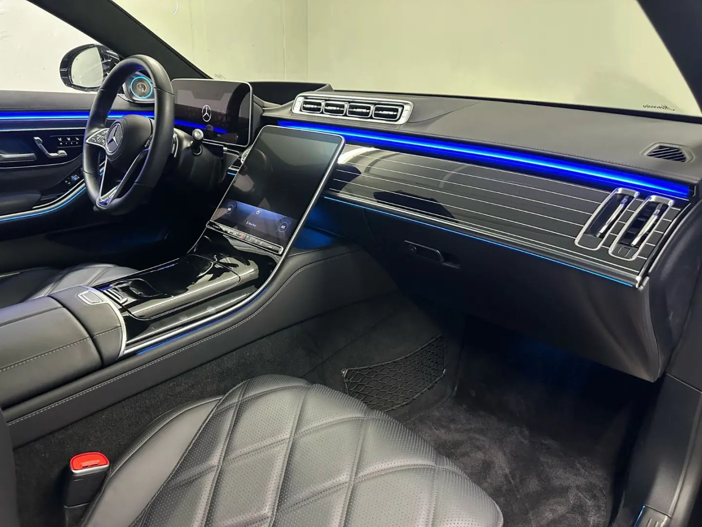 S 680 4MATIC MAYBACH  PANO TV MANUFAKTUR TISCHE