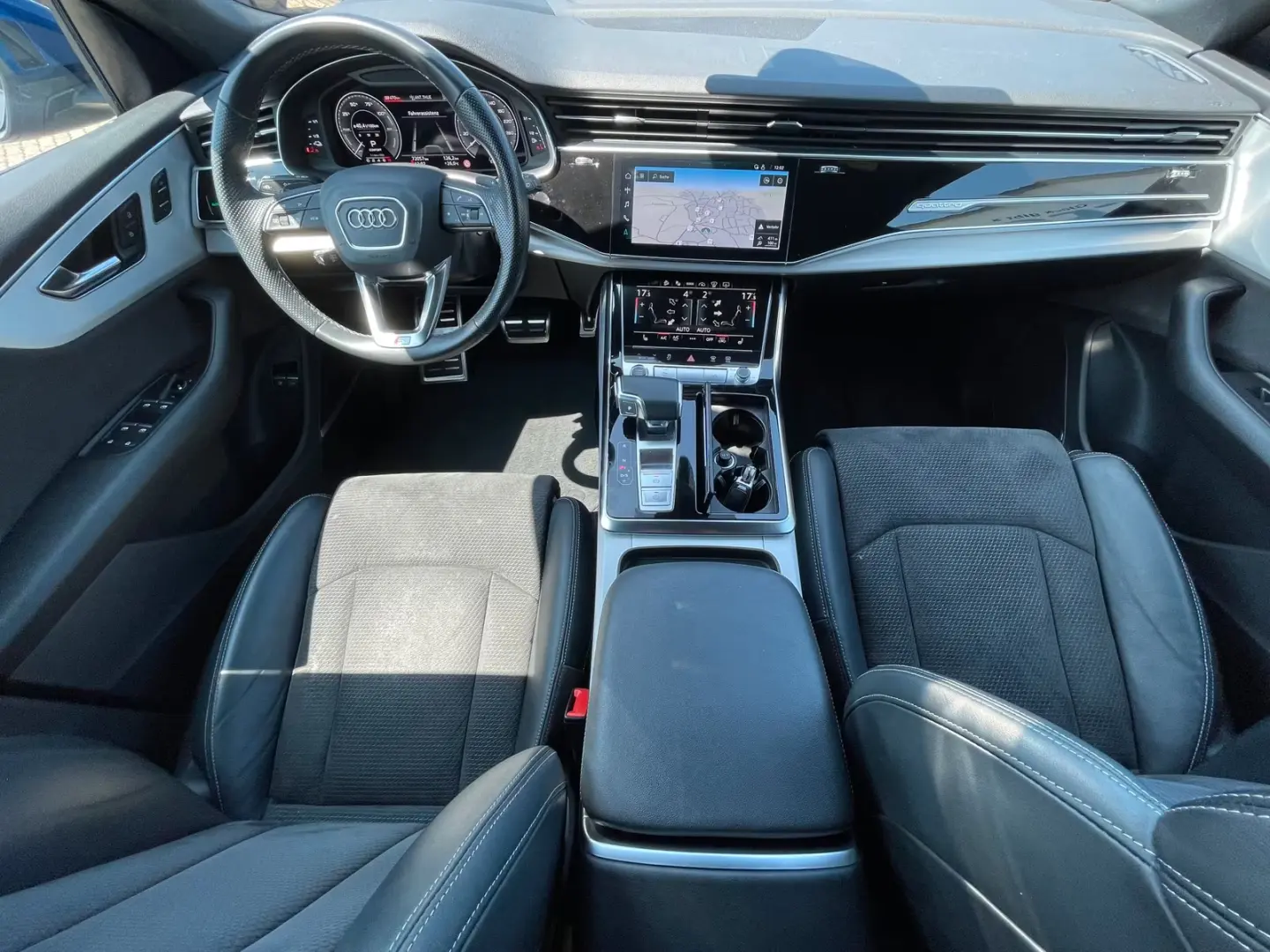 Audi Q8 55 TFSIe qu. S line AHK B&O HD