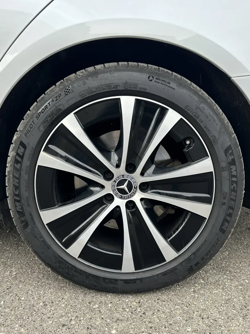 Mercedes-Benz E class 2019 EQ Power Full