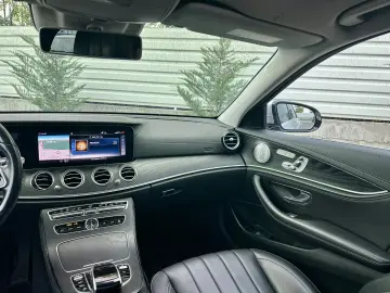 Mercedes-Benz E class 2019 EQ Power Full