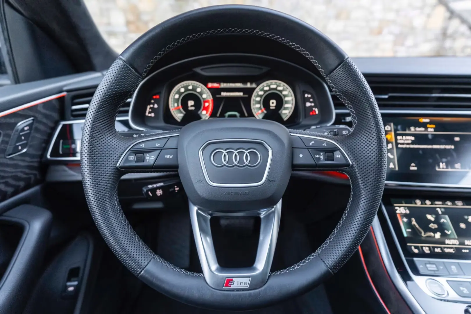 Audi Q8 55 TFSI Quattro S-LINE B&O 3D ACC