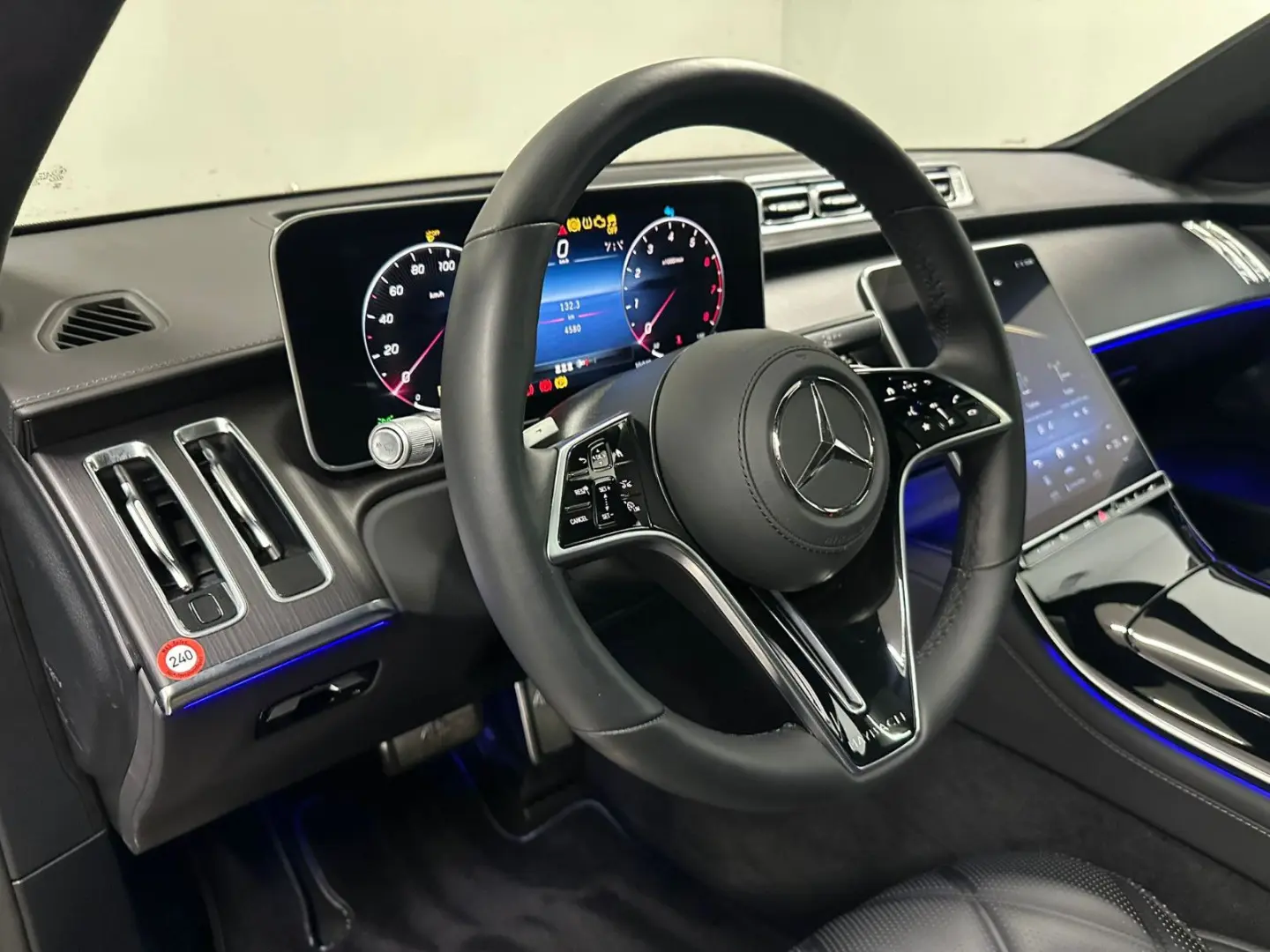 S 680 Maybach  PANORAMA EXKLUSIV Chaufferpaket