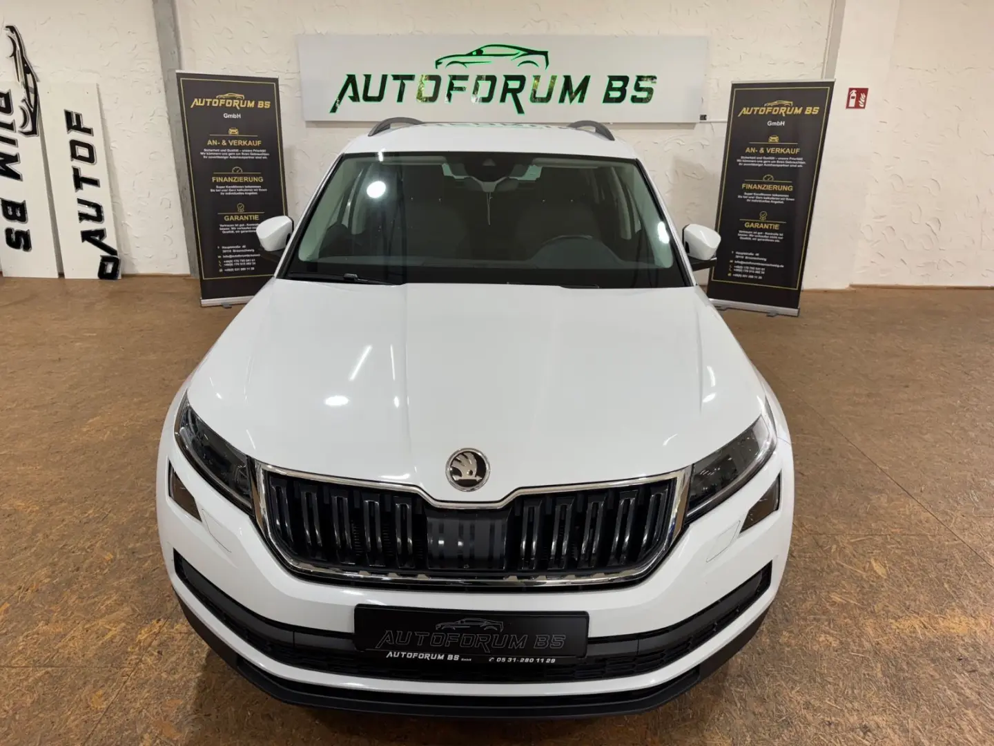 KodiaqClever 2.0TDI DSG STHEIZ AHK 360 CAM 4xSHZ