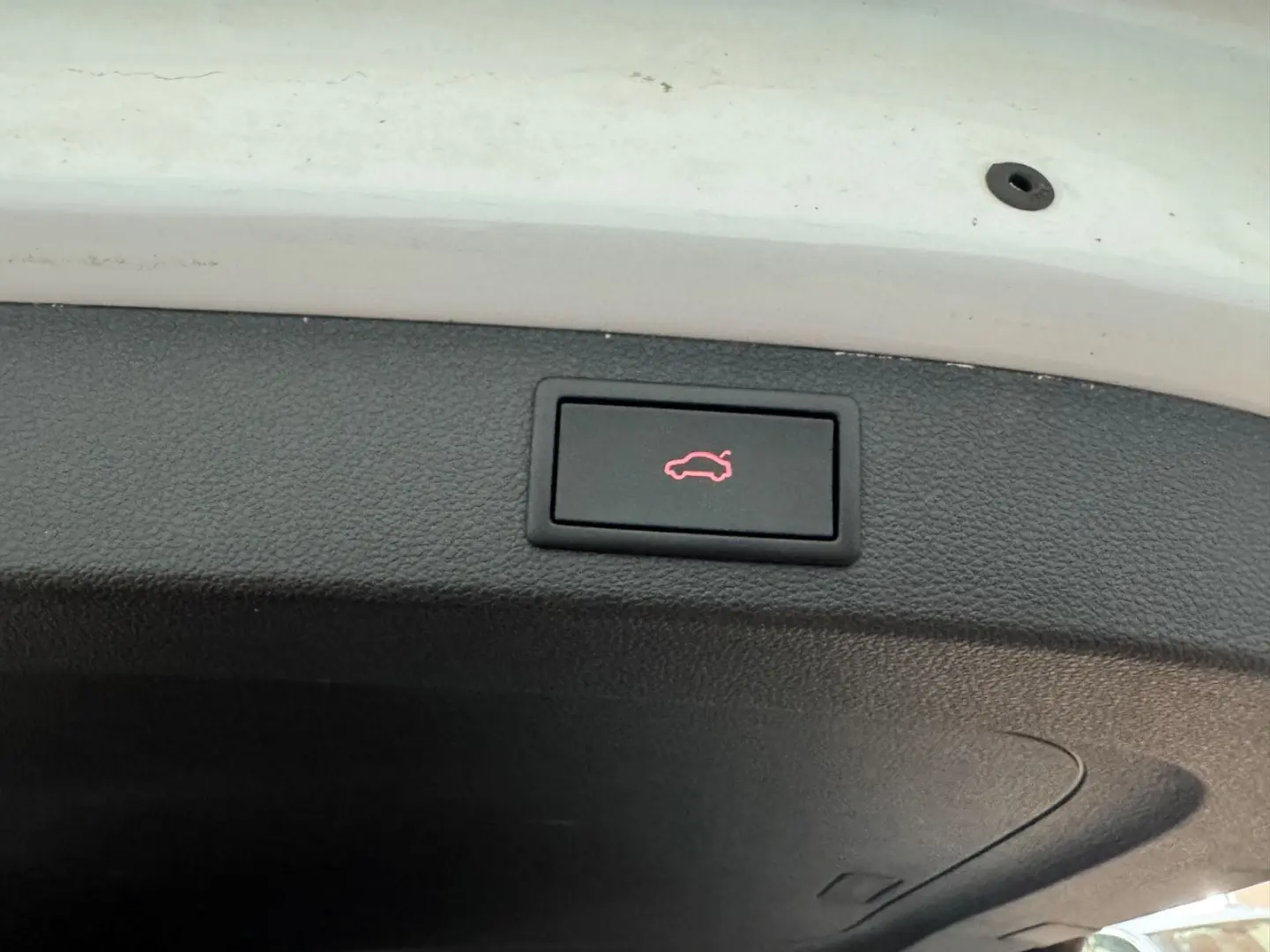 KodiaqClever 2.0TDI DSG STHEIZ AHK 360 CAM 4xSHZ