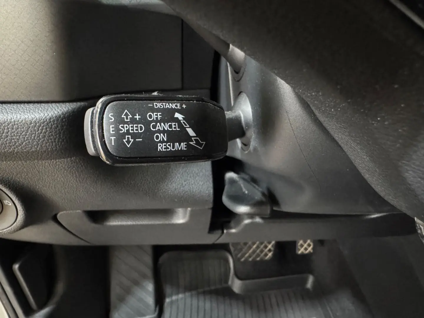 KodiaqClever 2.0TDI DSG STHEIZ AHK 360 CAM 4xSHZ