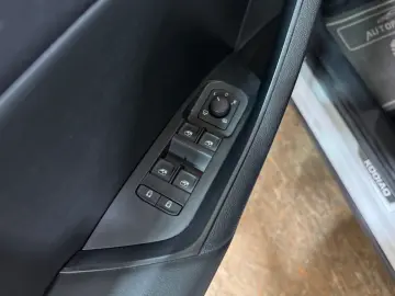 KodiaqClever 2.0TDI DSG STHEIZ AHK 360 CAM 4xSHZ