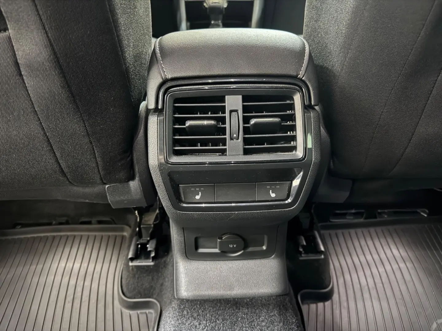 KodiaqClever 2.0TDI DSG STHEIZ AHK 360 CAM 4xSHZ