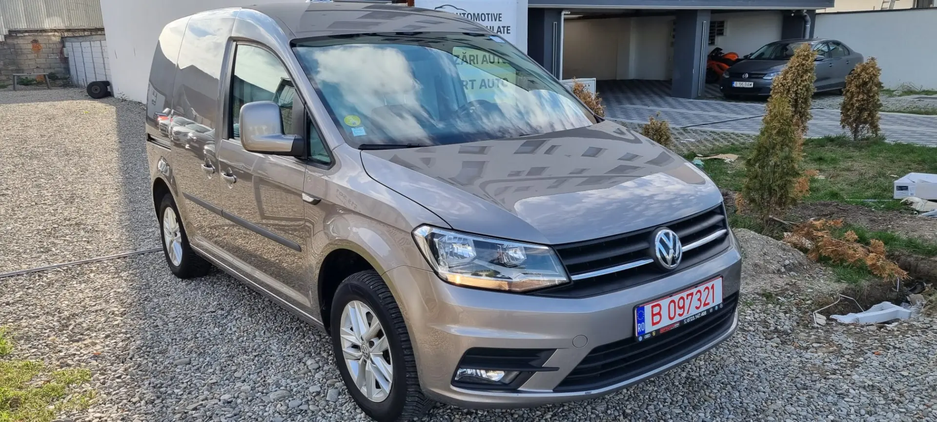 VOLKSWAGEN CADDY 2.0 TDI 102cp DSG6 Business. AUTO-ATELIER