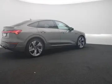 Audi Q8 Sportback e-tron 50 quattro S line