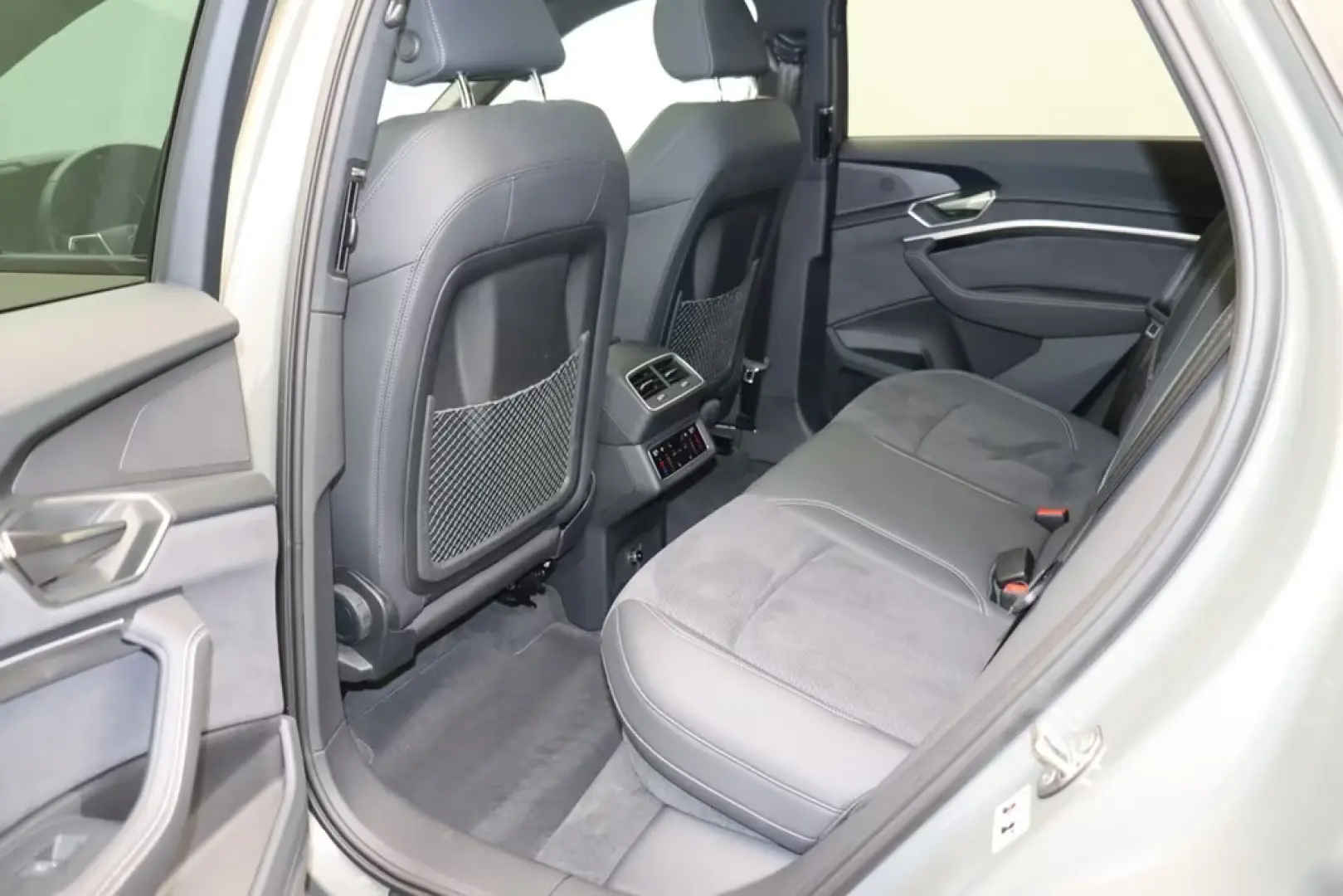 Audi Q8 Sportback e-tron 50 quattro S line