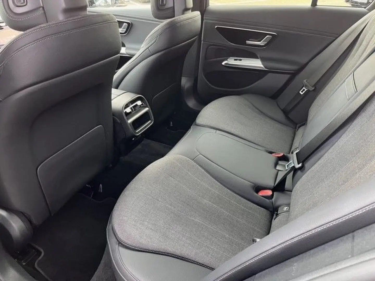 E 300 de 4M Allrad Avantgarde AHK Distronic 360