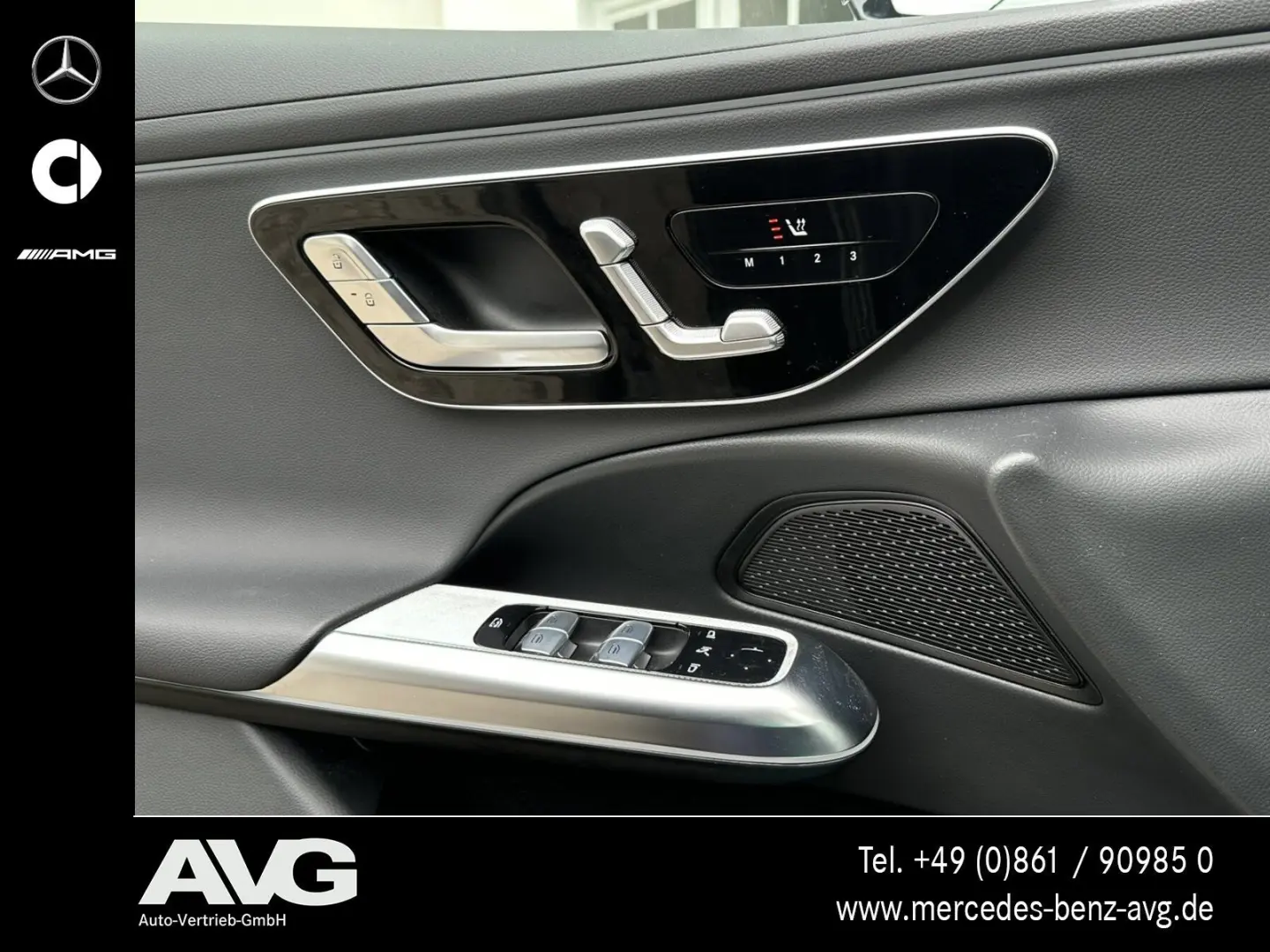 E 220 d 4M Avantgarde DigLight Memory 360  Distr