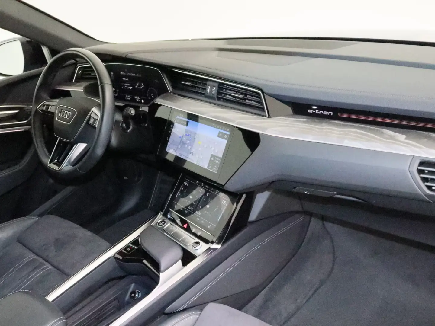Audi Q8 55 quattro S line MATRIX-LED HUD