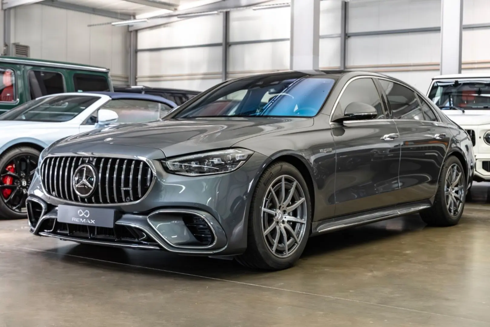 S 63 E AMG Per. Long   Exclusive Pack.   Head Up