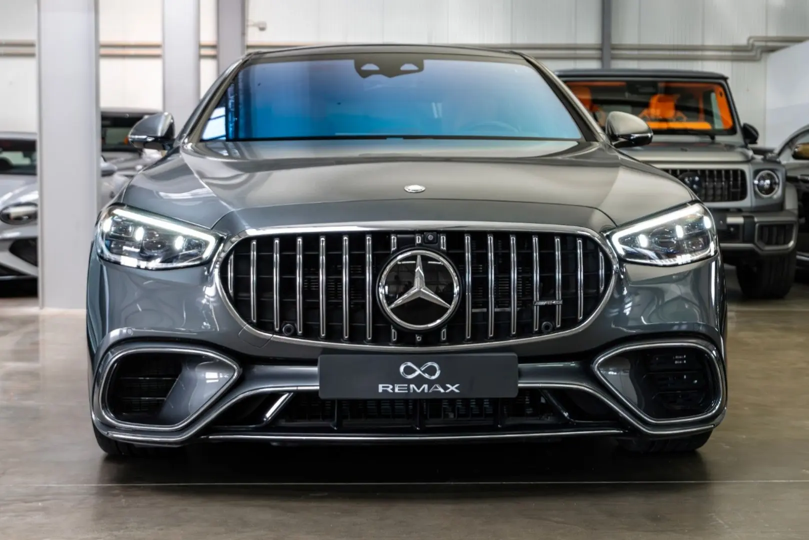 S 63 E AMG Per. Long   Exclusive Pack.   Head Up