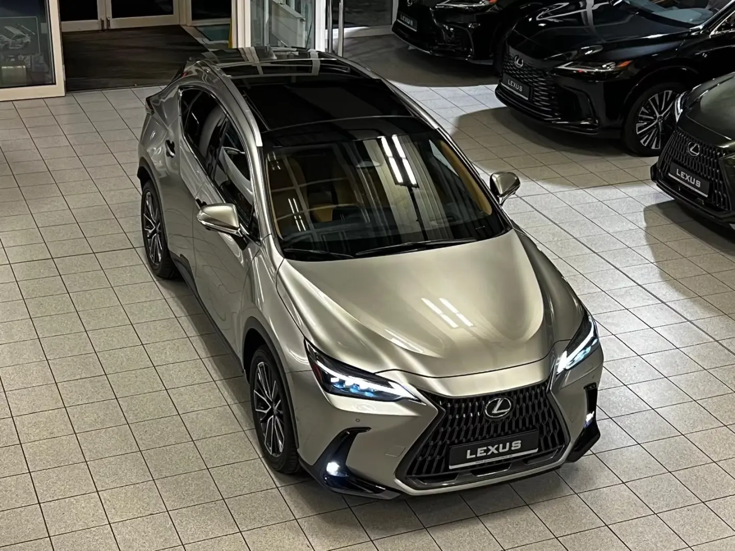 Lexus NX 350h Luxury AWD