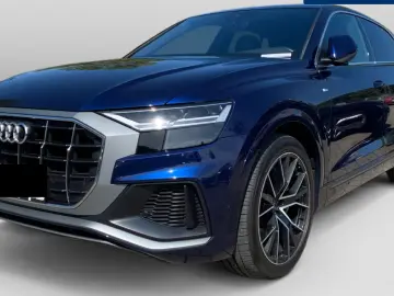 Audi Q8 55 TFSIe quattro tiptronic S Line AHK